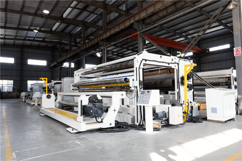 2m-6m多功能數(shù)控分切機